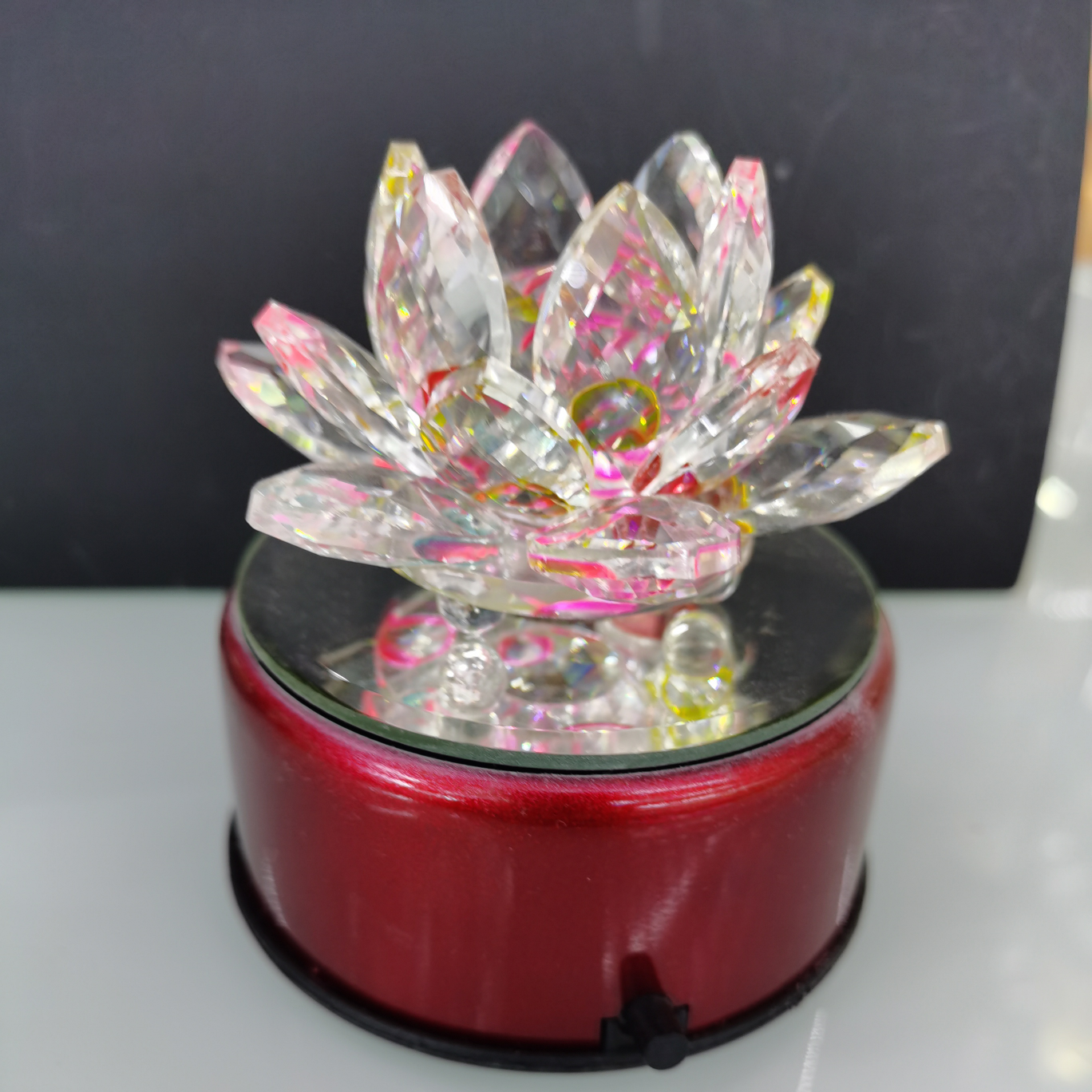 水晶八音盒，旋转展示台水晶装饰品，厂家直销