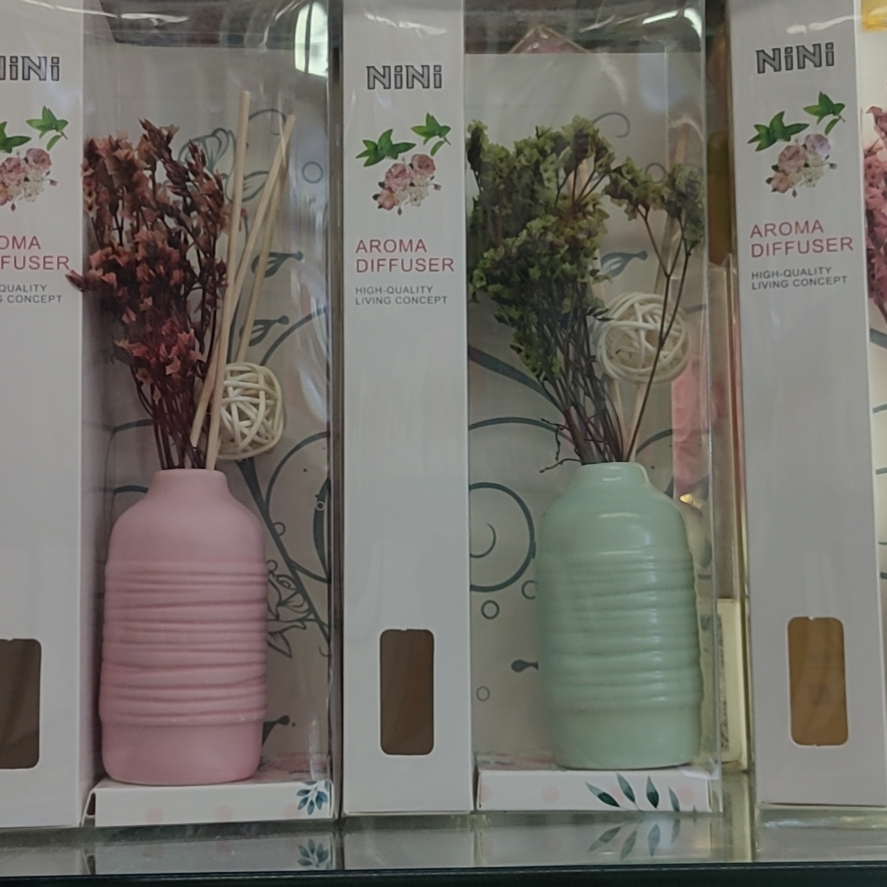 义乌市诗语香薰装饰工艺品干花香薰套装礼品盒