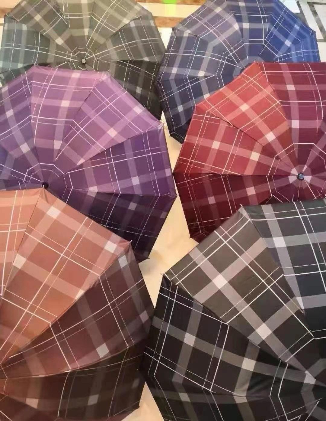 千家旺男士商务黑胶格子大号双人雨伞 10骨三折挡风遮阳户外太阳伞  有3款6577，6527 ，6575价格差不多详情图15