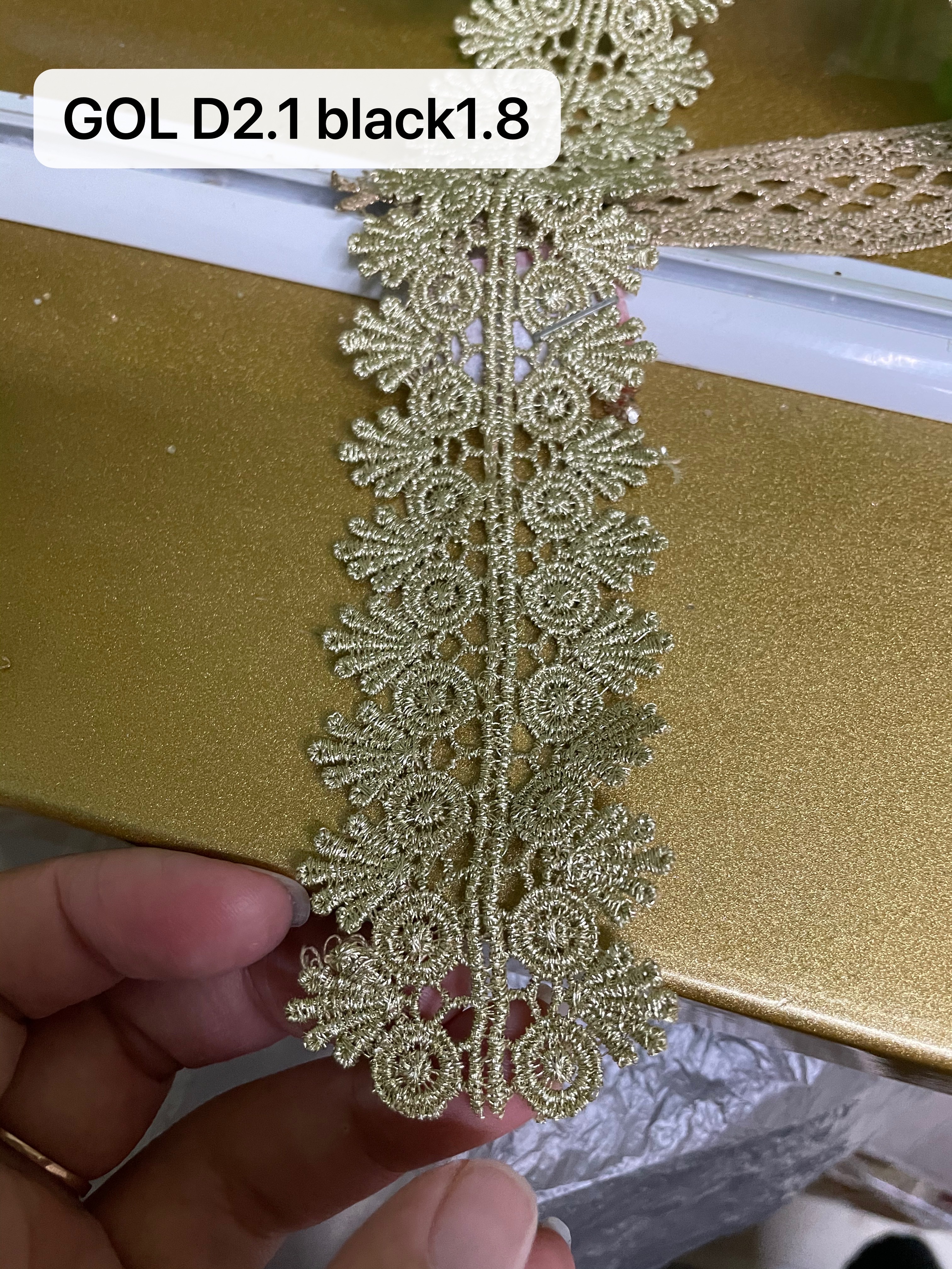 Two-Color Gold Plus Color Water Soluble Bar Code High-Quality Lace Application Scenario