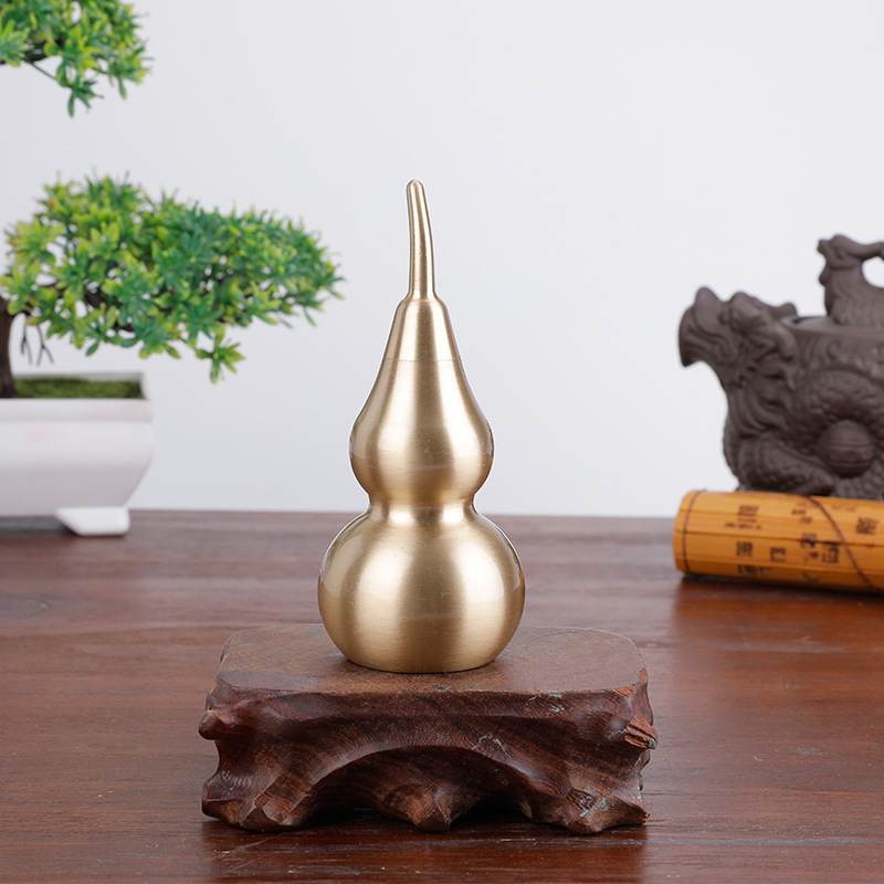 Supply 9Cm pure copper gourd ornaments, gourd car hangers, car hangers, creative hollow copper gourd hangers detail image 5