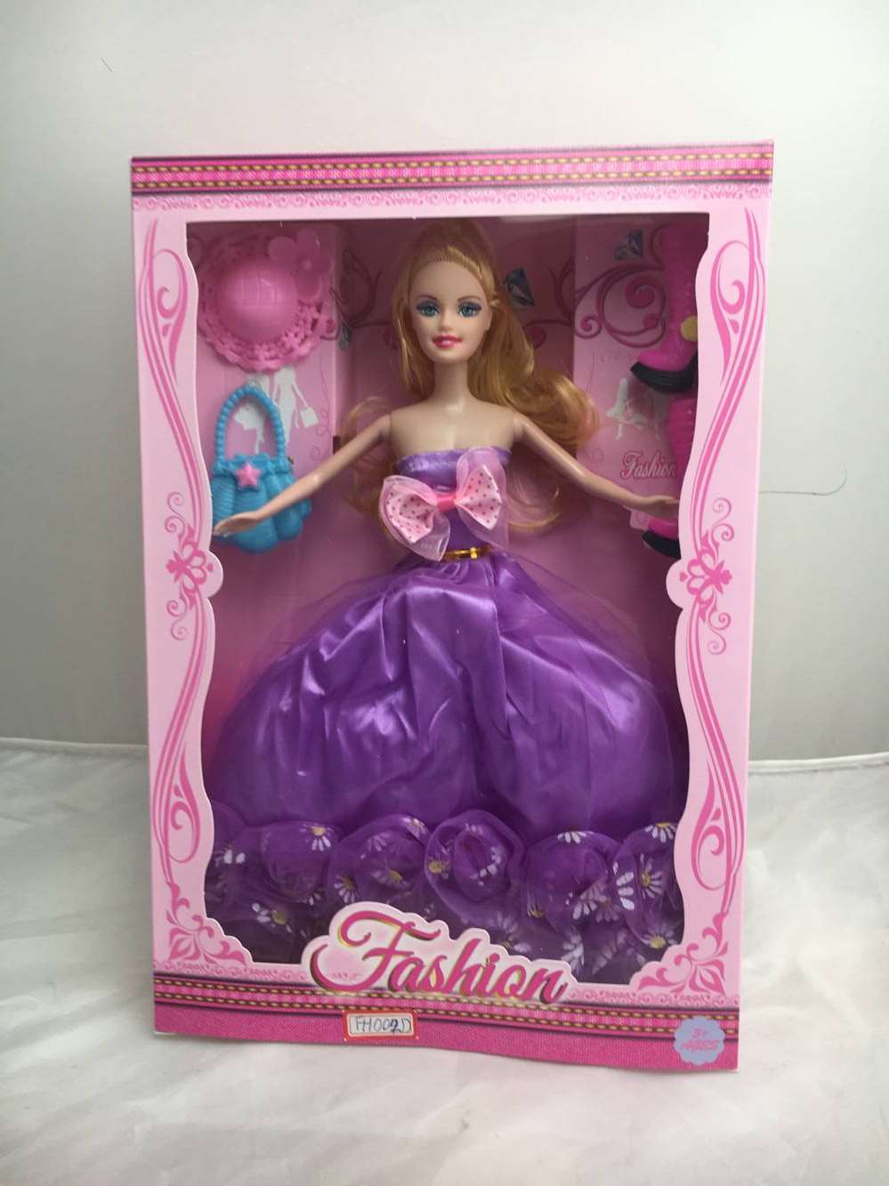 11.5-inch solid Barbie box set purple dress doll Application Scenario
