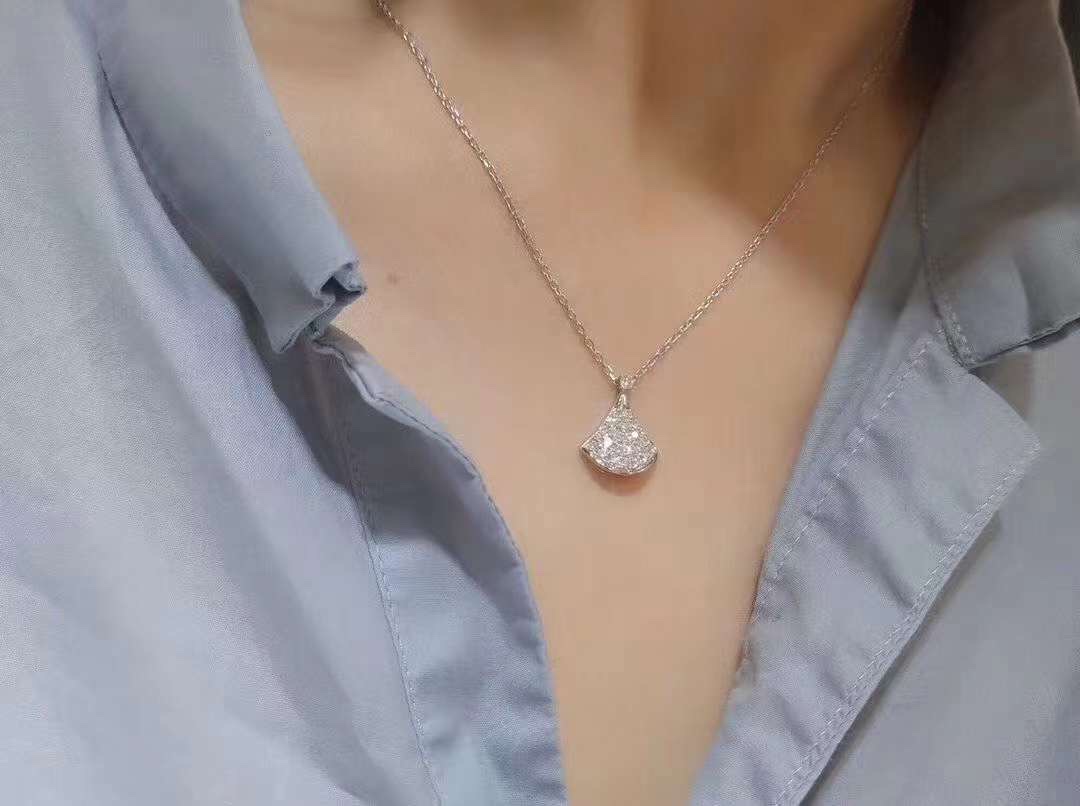 🍊宝家裙子项链小裙子超级火 白富美都爱戴的♥️细节图