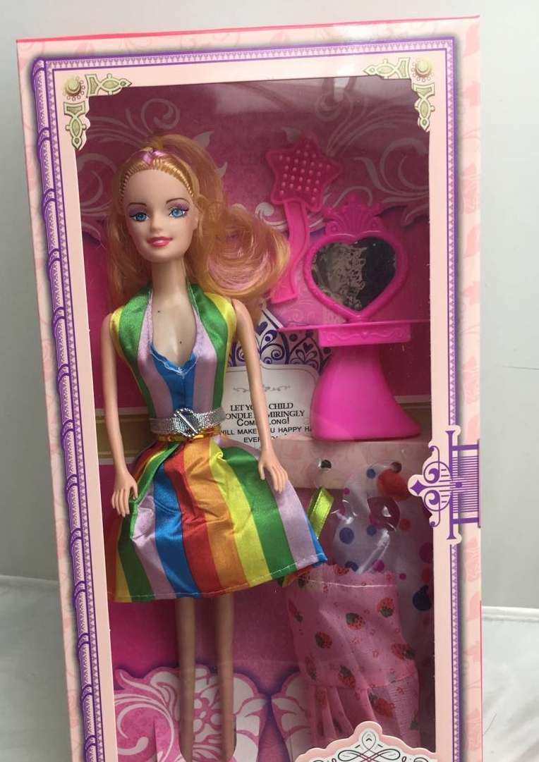 11.5-inch solid Barbie box doll HF001C Application Scenario