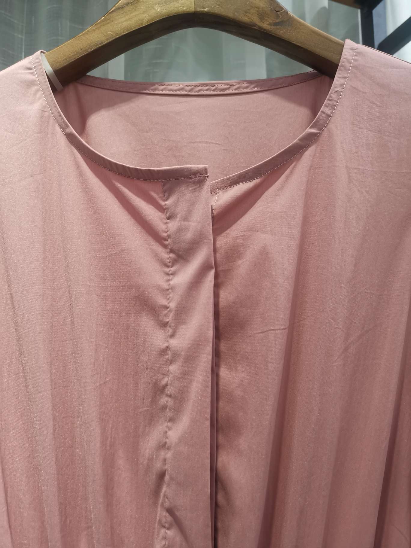 Fashionable large-sleeved, round-neck pink avant-garde women's dress Specification image