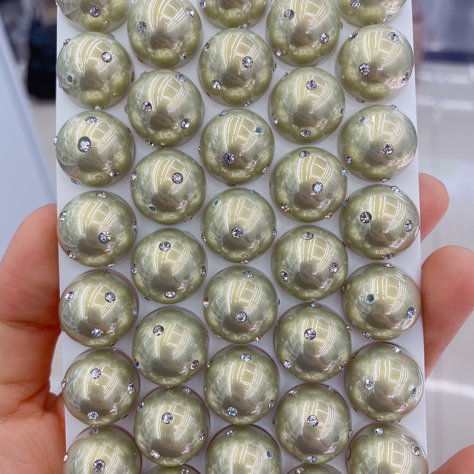 16. Half-hole starry green