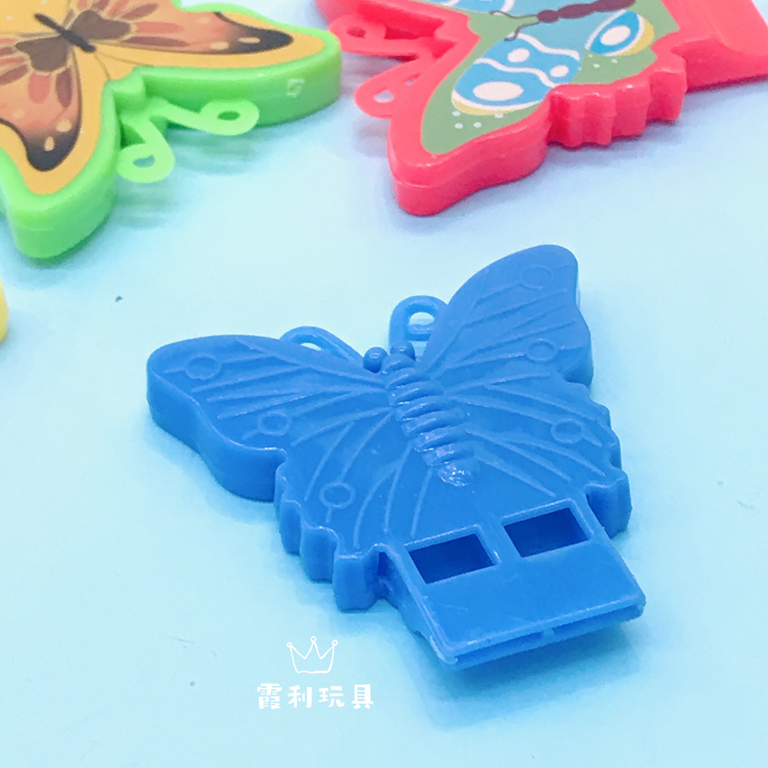 Butterfly Whistle children's plastic toys as gifts, gacha party to cheer up and liven up the atmosphere Item Picture