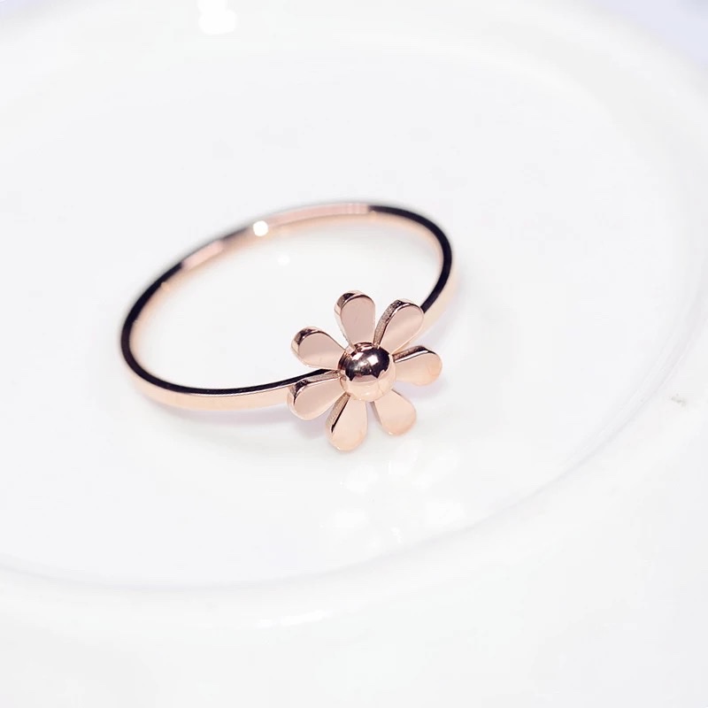 Stainless steel flower ring, simple and fashionable index finger ring, personalized ring for students details Picture