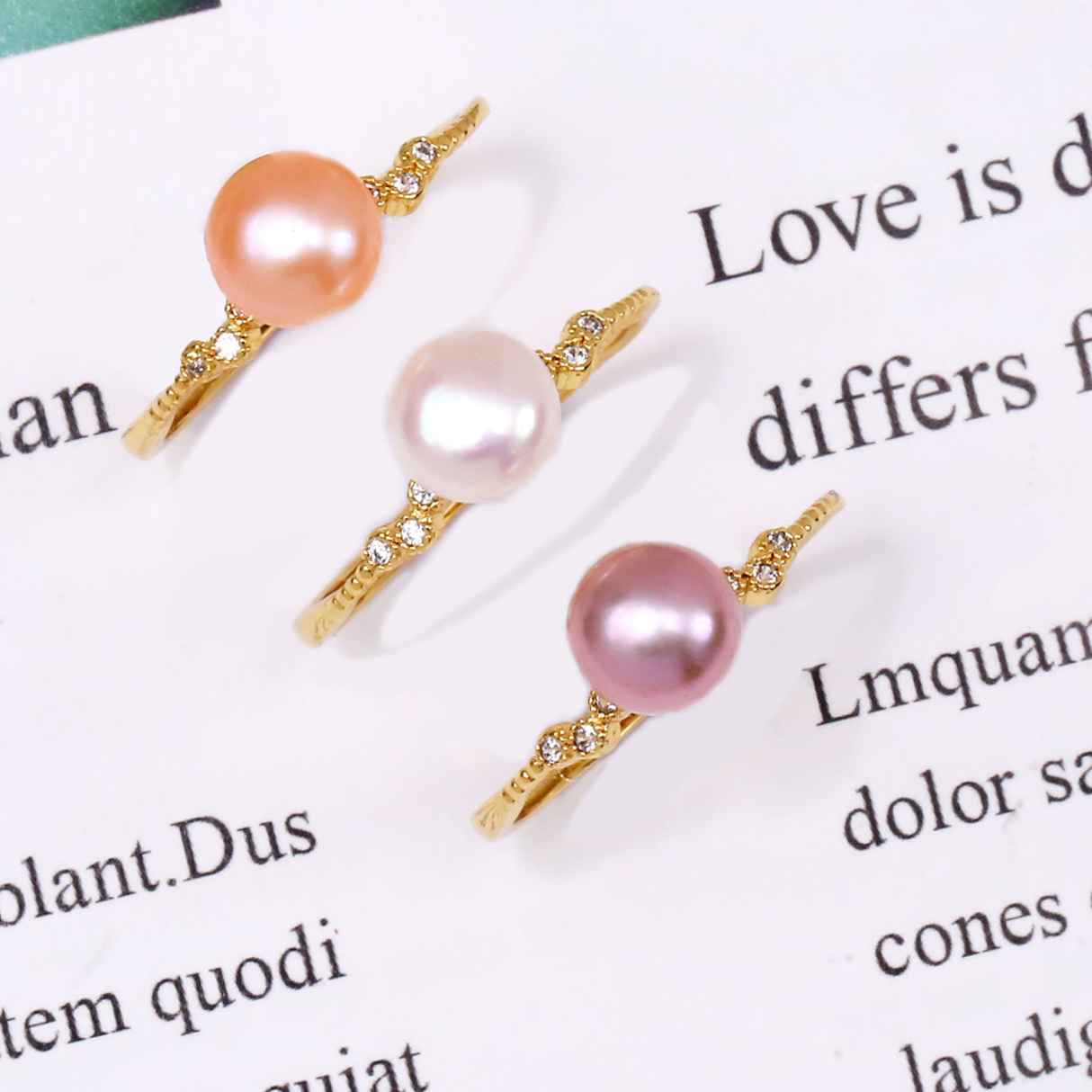 Elegant and refined natural pearl ring for women on Instagram, no color fading, adjustable hinge