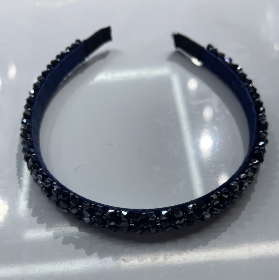 Pure handmade plastic head buckle glass crystal 4 rows of black bile color to sample custom
