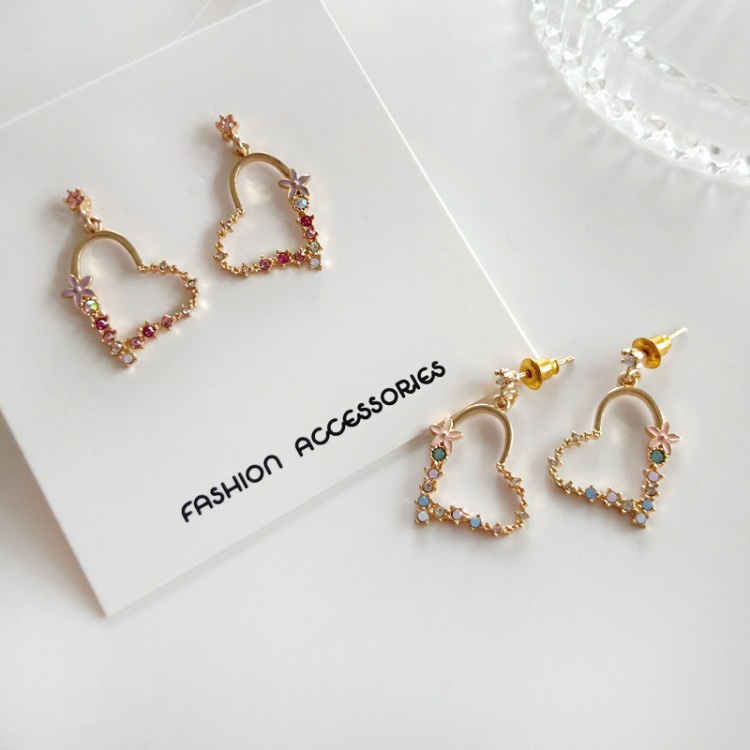Personalidad belleza creativa diamantes amor pendientes japonés estilo coreano chica corazón orejeras