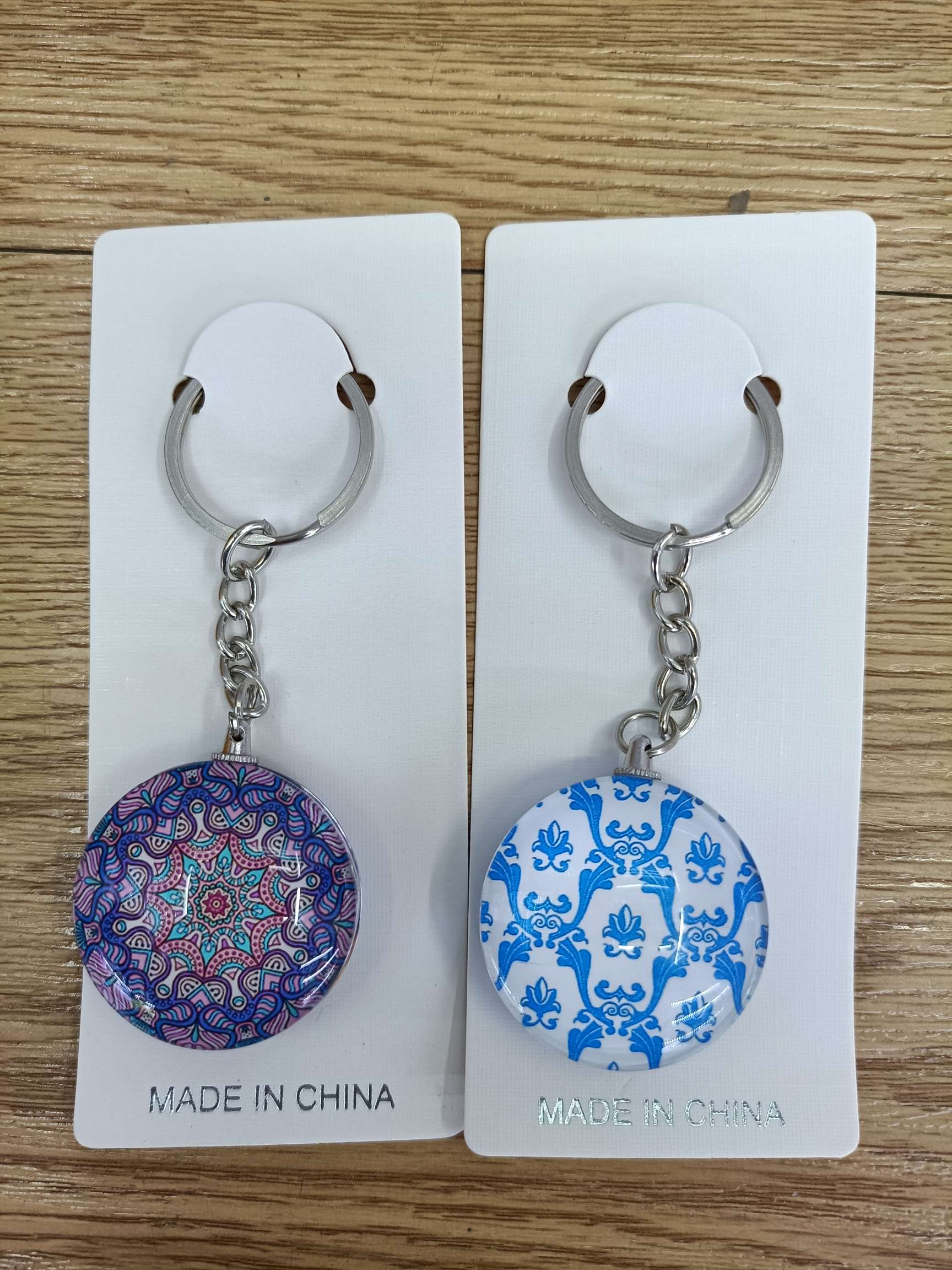 Yan Fan Crystal Handicrafts 7951 Crystal Pendant Keychain Round Shape Item Picture