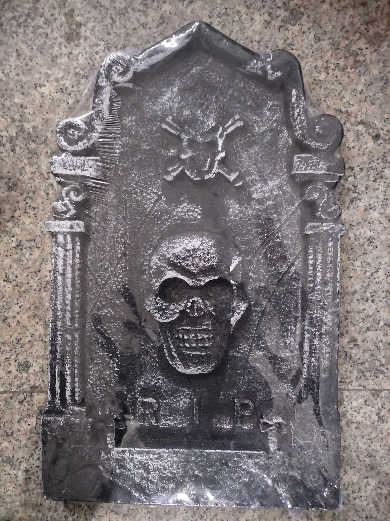 万圣节吓人泡沫墓碑产品图