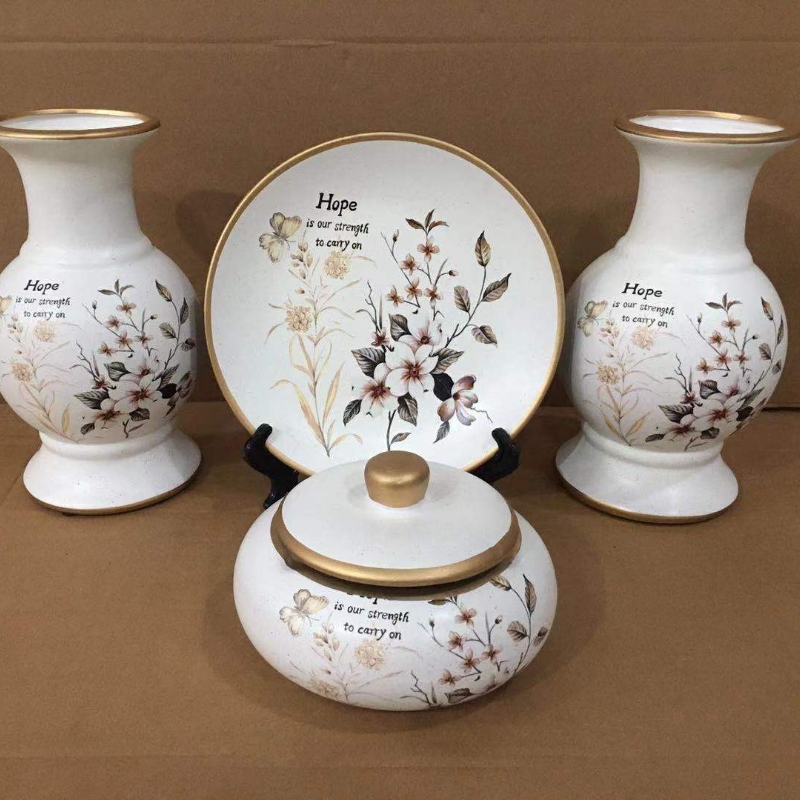 陶瓷工艺品实物图