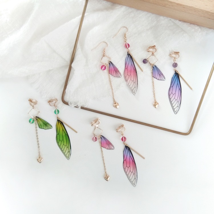 Elegant and ethereal, long earrings with cicada wings, no ear holes, and creative ear clips Item Picture