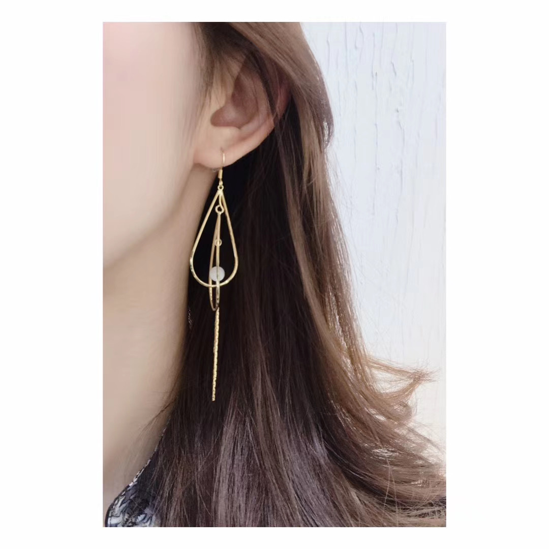 Butterfly High-end Earrings 2021 New Trendy French internet-famous stud earrings for women, Korean style earrings, long earrings 1 Specification image