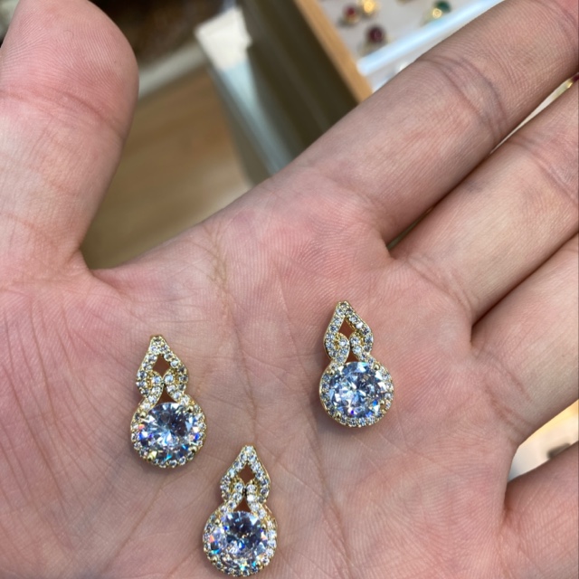 Pendant 83