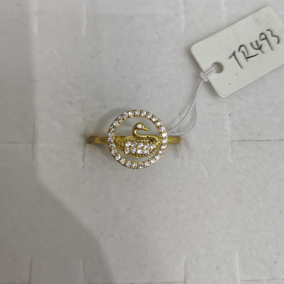 Duckling ring
