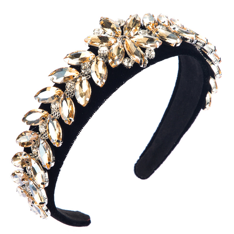 Fashionable leaf and flower accessory hair bands in Europe and America Specification drawing