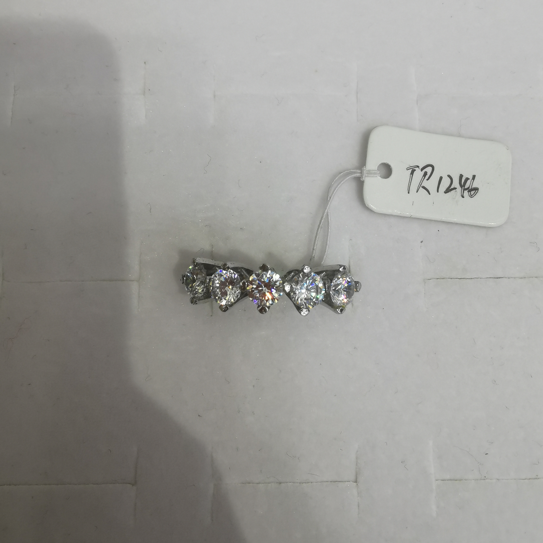 5 white zircon rings