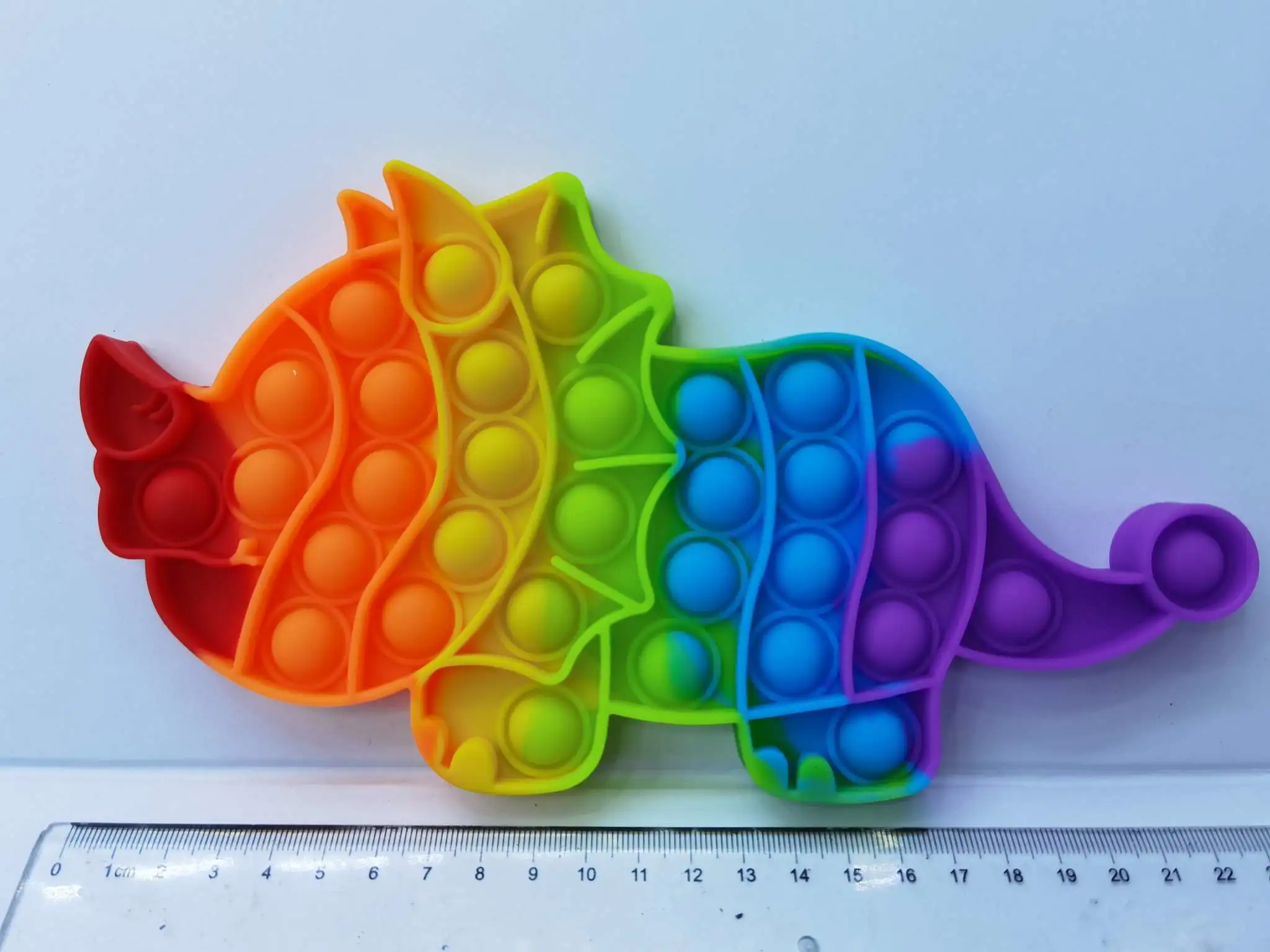 Rinoceronte arco iris burbuja diversión ocio entretenimiento descompresión detail image 1