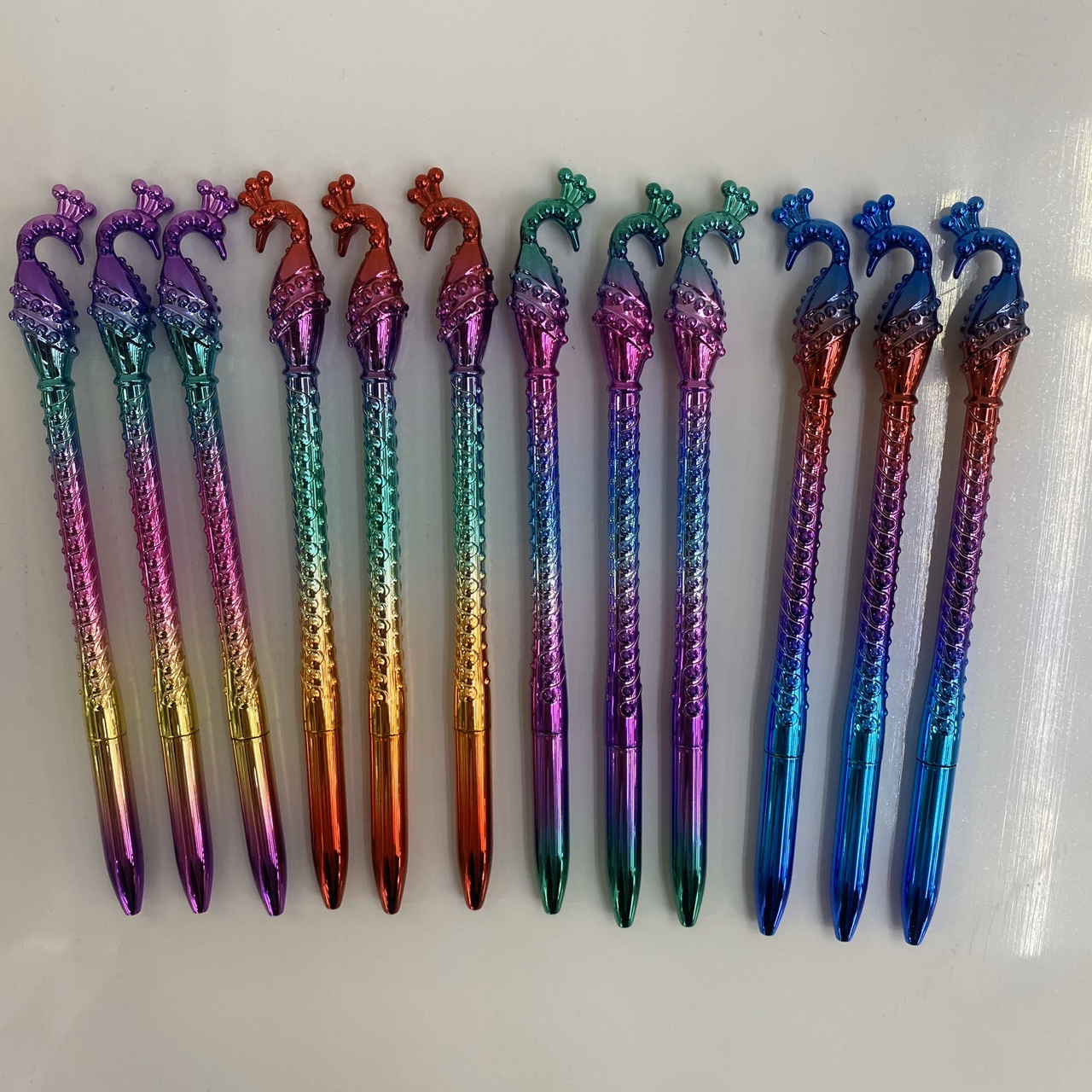 五颜六色的孔雀造型工艺中性笔书写工具学习文具学生用品