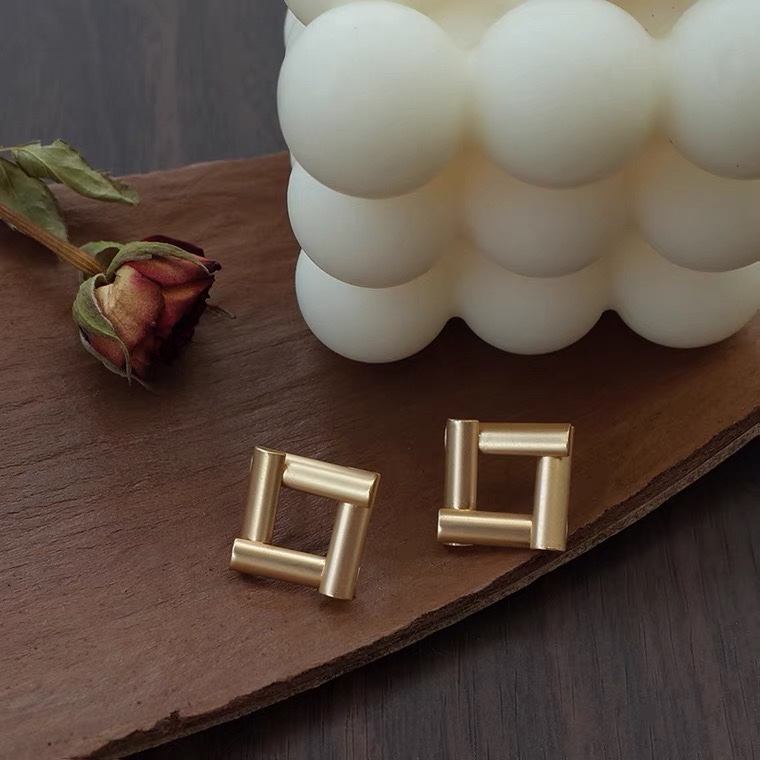 S925银针复古雾面方形女耳环ins冷淡风耳钉简约 女 小巧