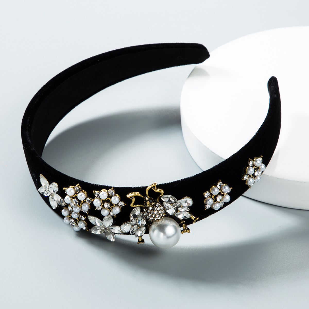 Baroque water diamond Bee Wide-edge velvet Christmas pearl headband Item Picture