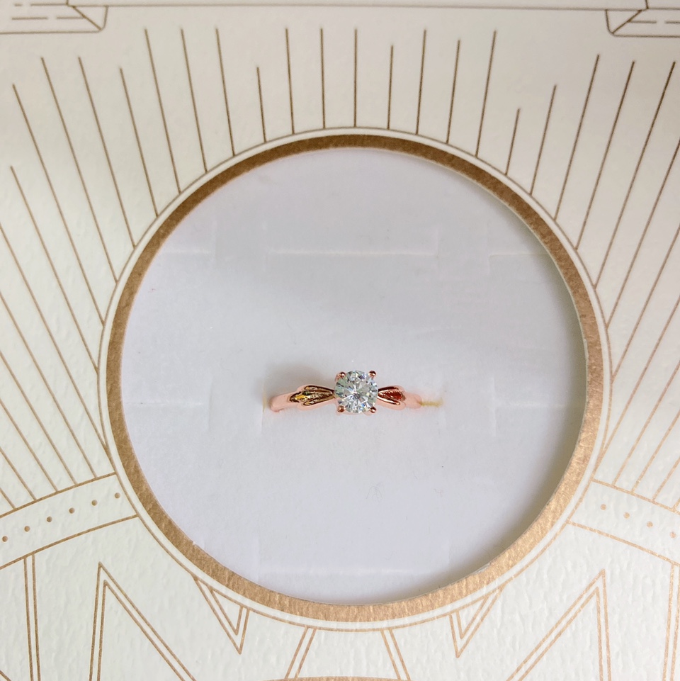 电镀玫瑰金保色4⃣️厘锆石流行百搭款女士戒指20号