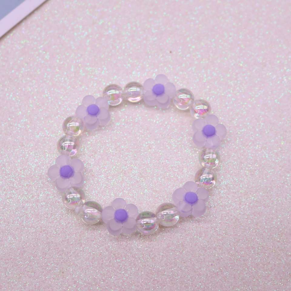 Korean children's new style bracelet for girls, flower spring color transparent bead bracelet, girls' jewelry and accessories Application Scenario