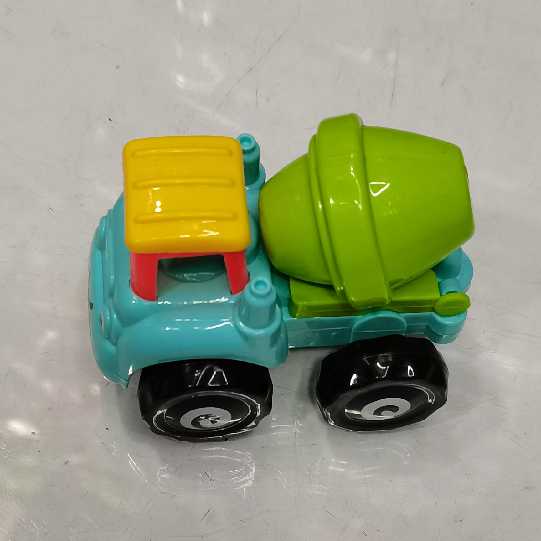 水泥惯性工程车