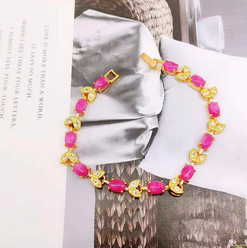 The leaves are slightly inlaid with a color bracelet thumbnail