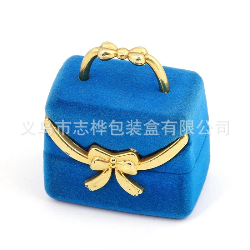 Zhihua Factory offers direct sales of mountain-shaped bags, bow-shaped women's bags, large rectangular bags, bell tower ring boxes, and high-end flocked boxes details Picture