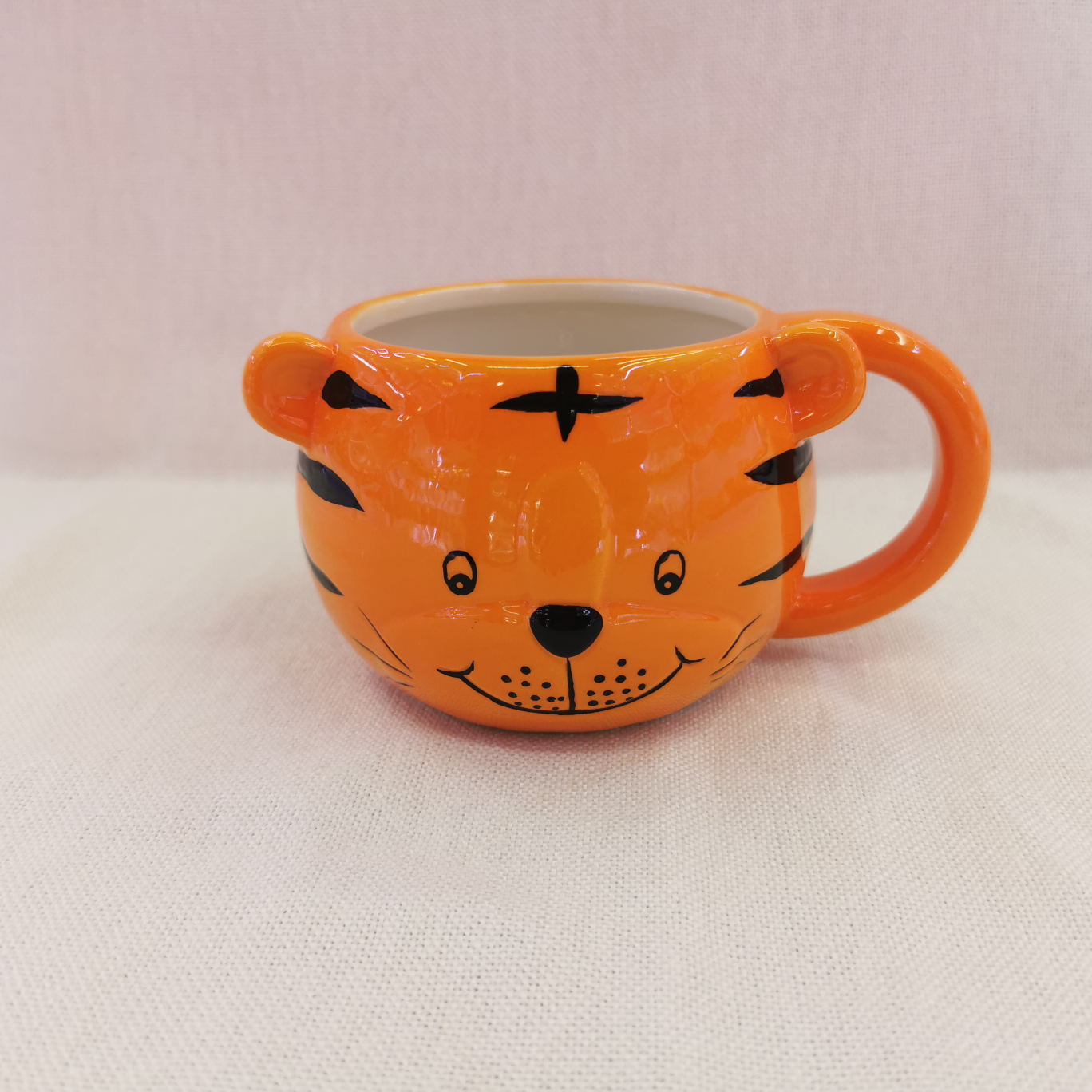 Nueva cerámica tiger cup