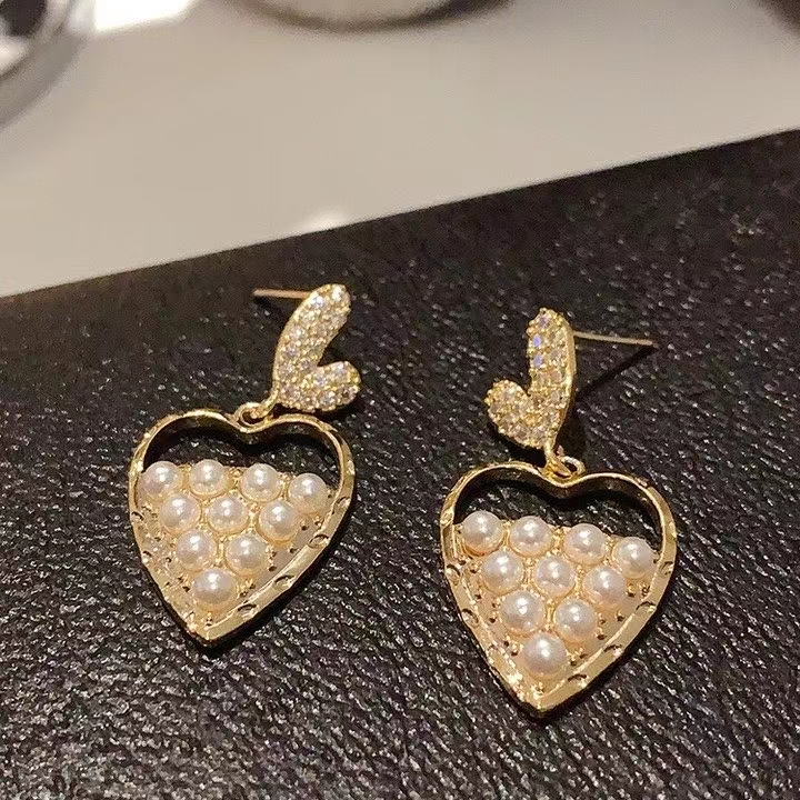 网络爆款耳环珍珠系列款式新颖价格实惠工厂直销220