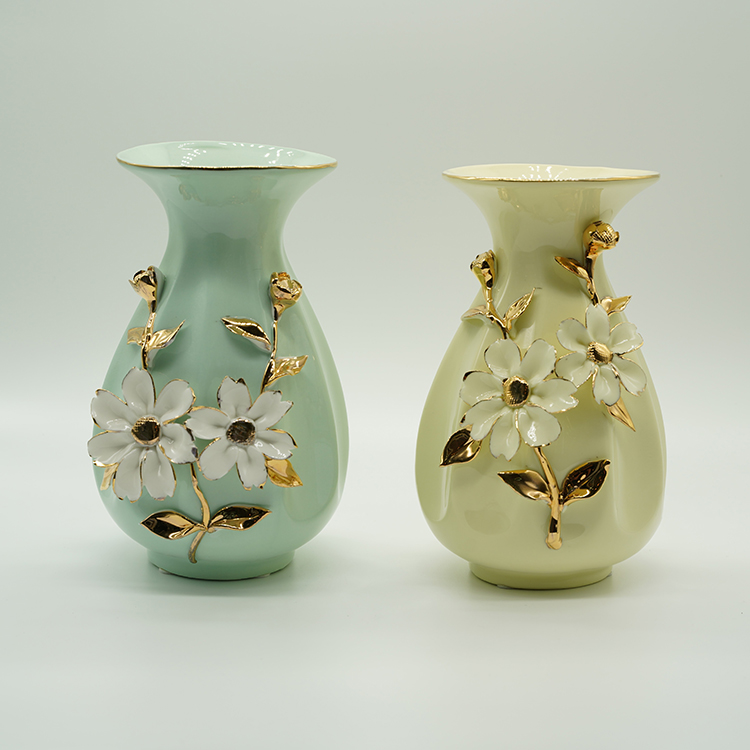 European-style gilded ceramic vases, flower arrangements, flower vases, home wedding decorations, handicrafts, gifts, living room decoration cabinets, catering and hotel wedding courtyard KTV ornaments wholesale 0771 Application Scenario