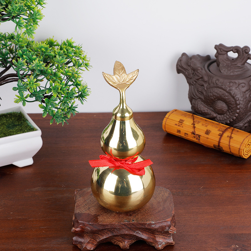 The manufacturer supplies copper gourd ornaments, including leaf gourds, bagua gourds, smooth bottoms, and large and small copper gourds for wholesale Application Scenario
