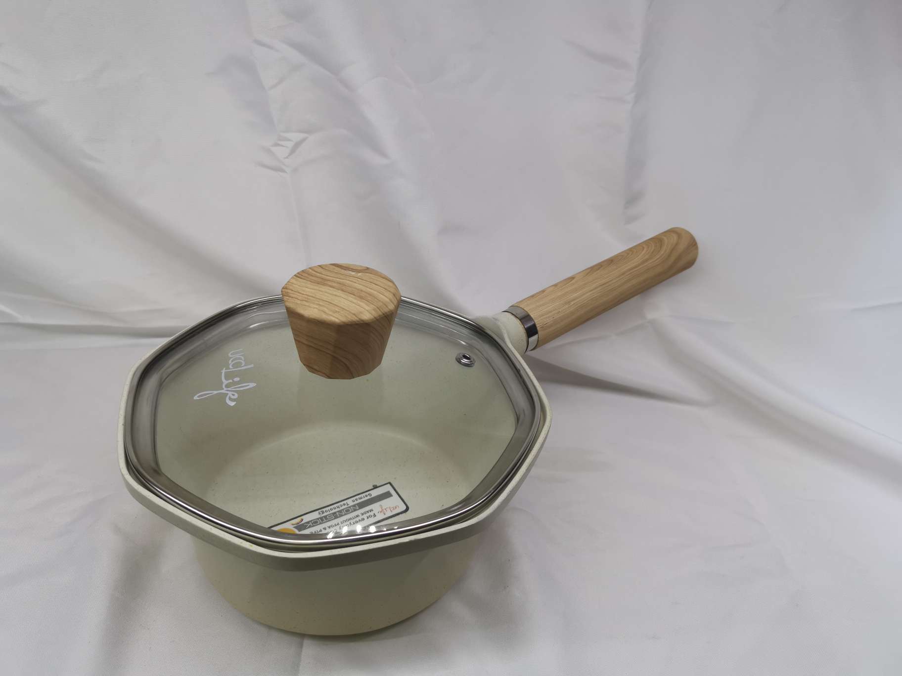 18cm star anise milk pot, high-end white Item Picture