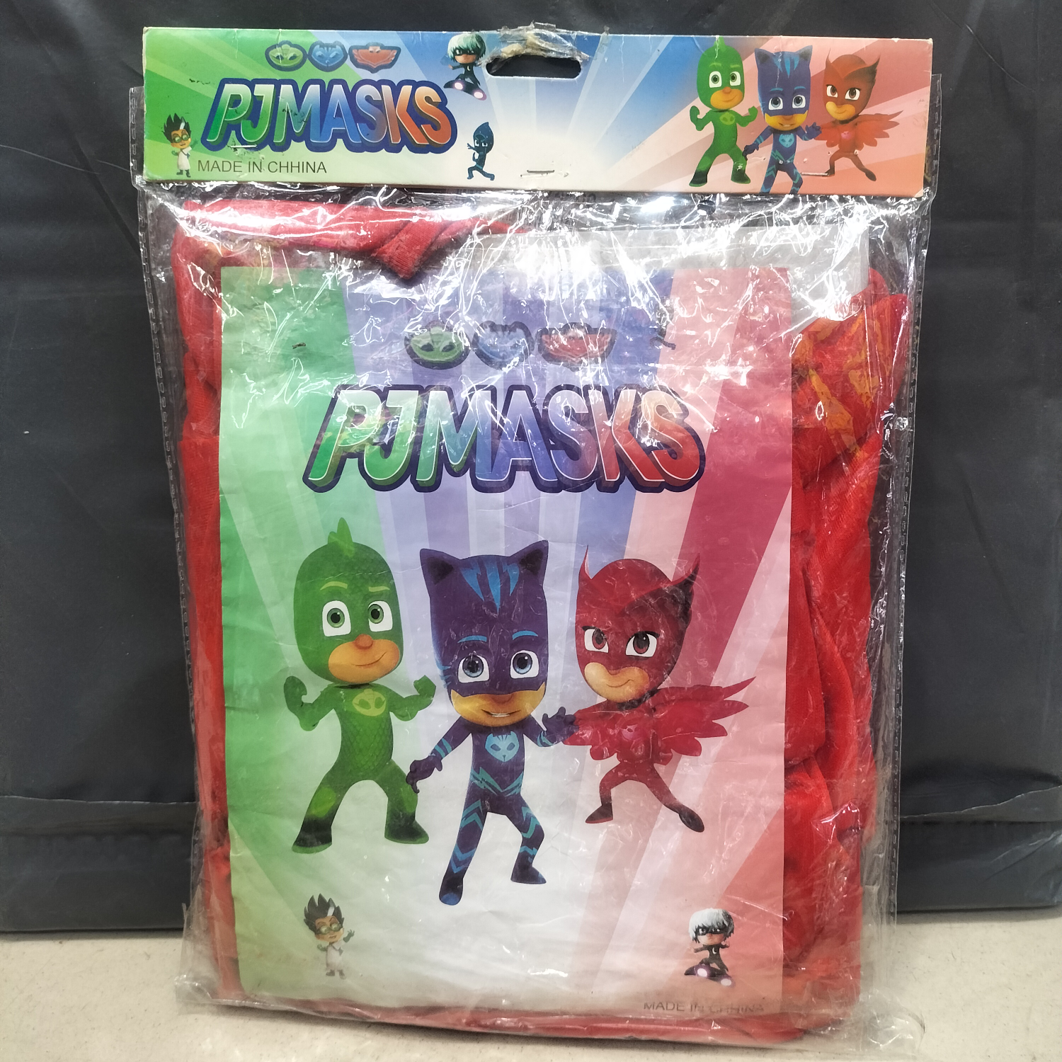 The masked child hero