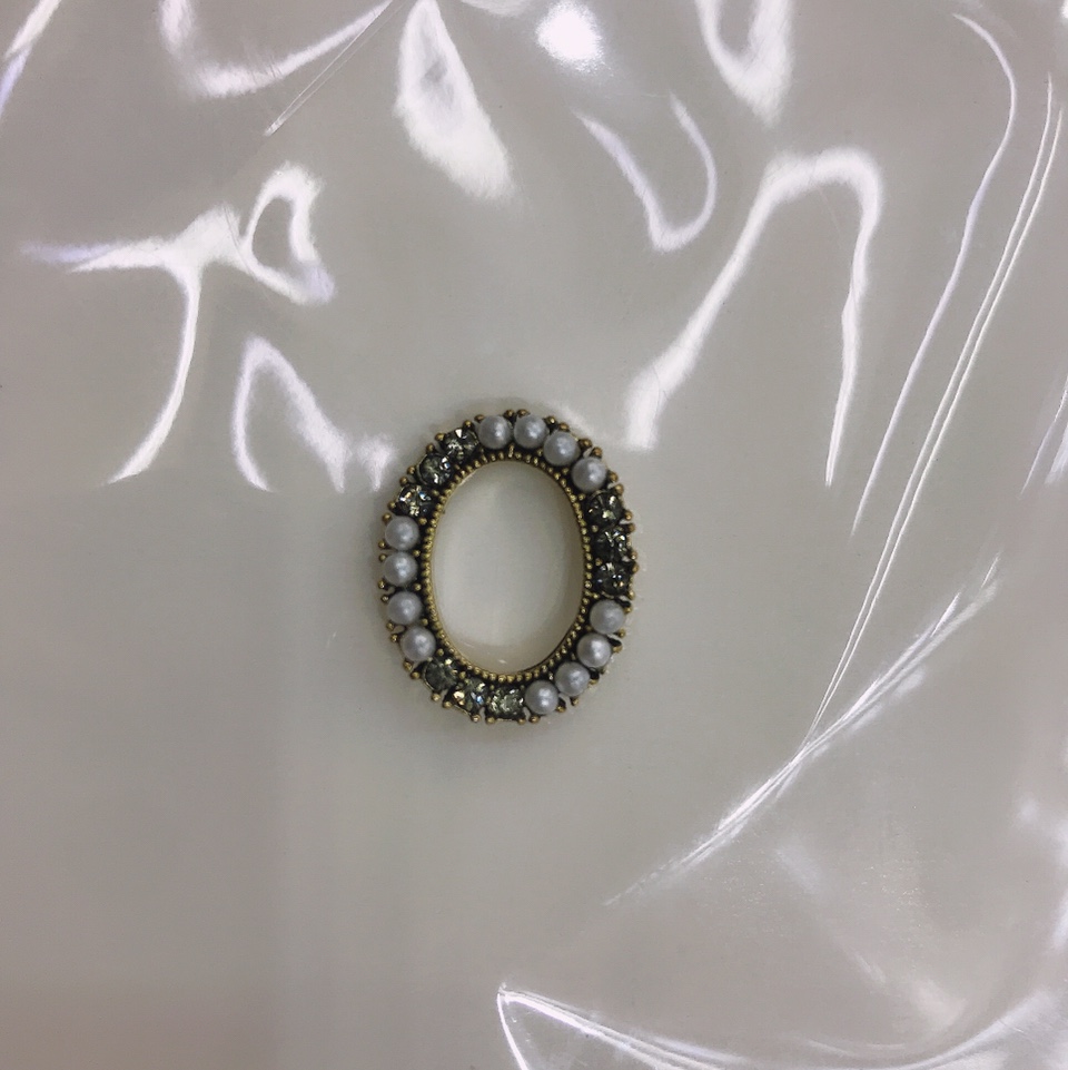 Youdaoplaceholder0 empty ellipse