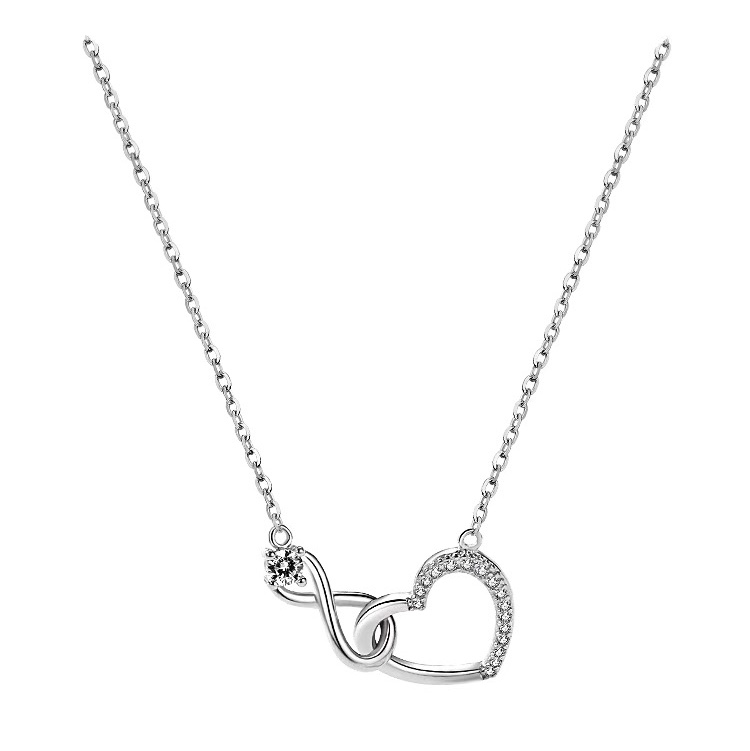 Love clasp necklace