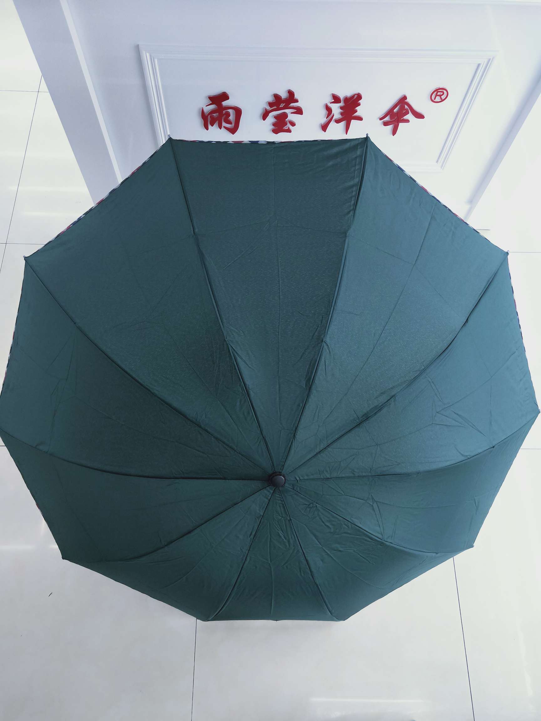 超大折叠素色经典雨伞双人学生男女中性款雨伞详情图4