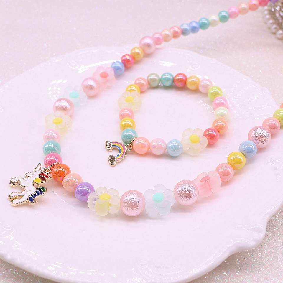 Children's necklace set, baby, girl, cartoon unicorn, princess, flower, cute spring color necklace and bracelet Application Scenario