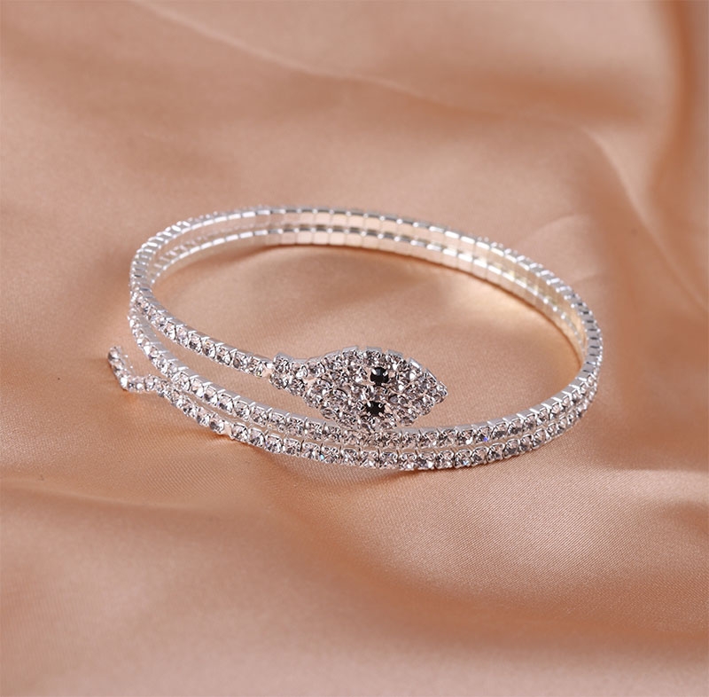 Sparkling diamond micro-inlay snake-shaped bracelet, Korean unique dance dinner high-end bracelet, light luxury, niche Internet celebrity jewelry for women Specification image