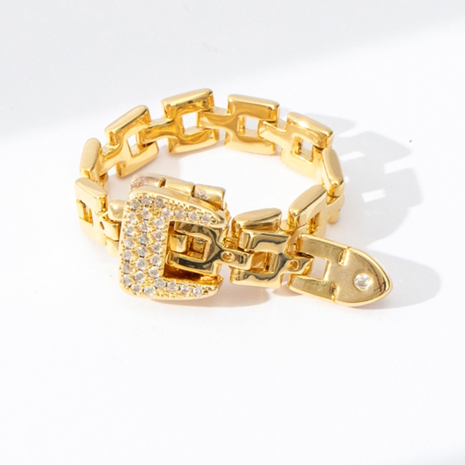 Stylish zircon belt buckle ring