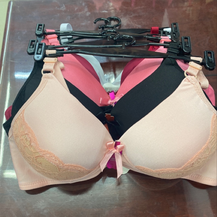 No trace, no underwire underwear comfortable and breathable