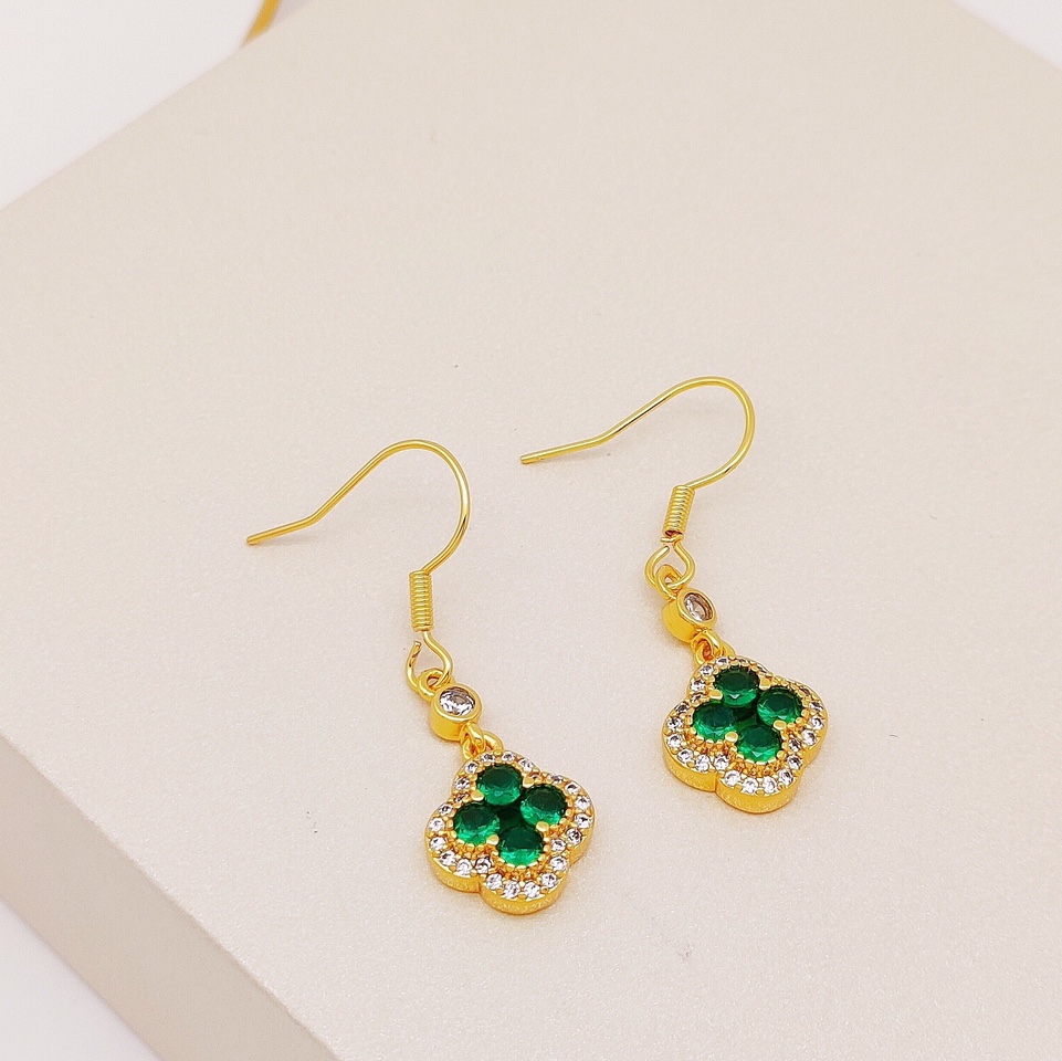 Grandma green micro-four-leaf zircon earrings