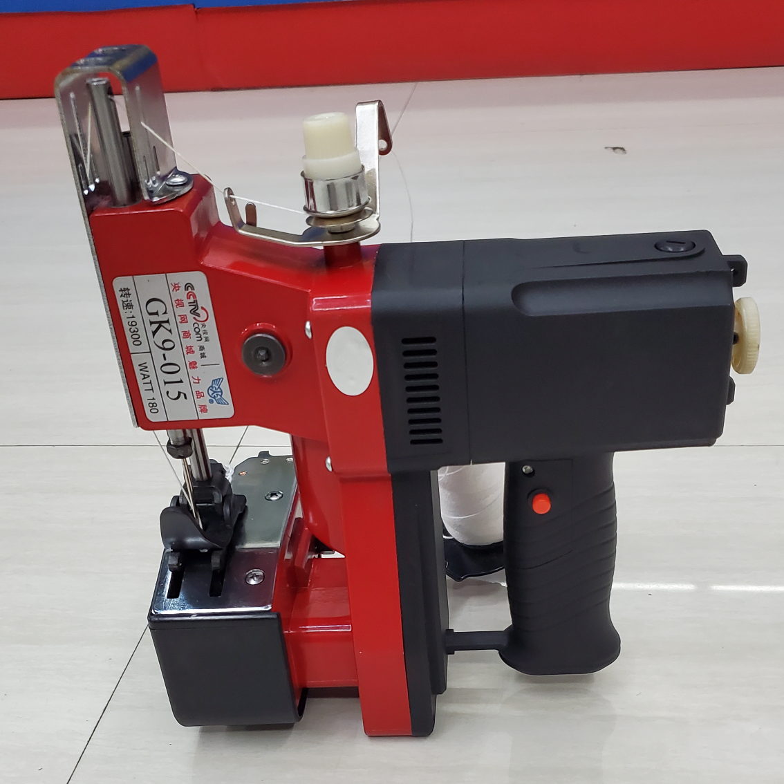 Gk9-015 Flying Man Sealing Machine