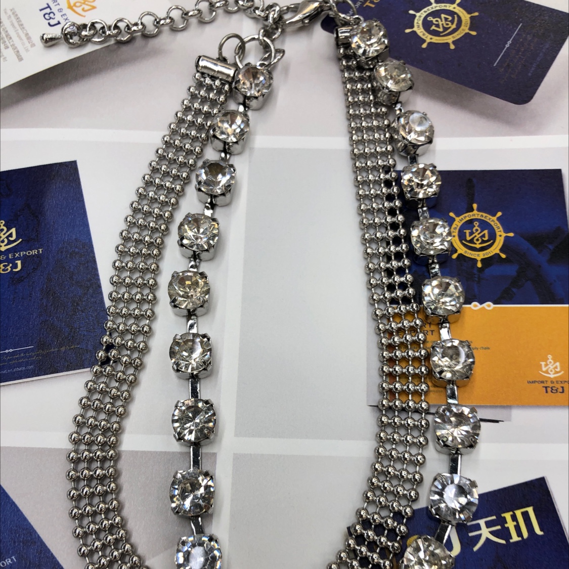 Zircon with chain