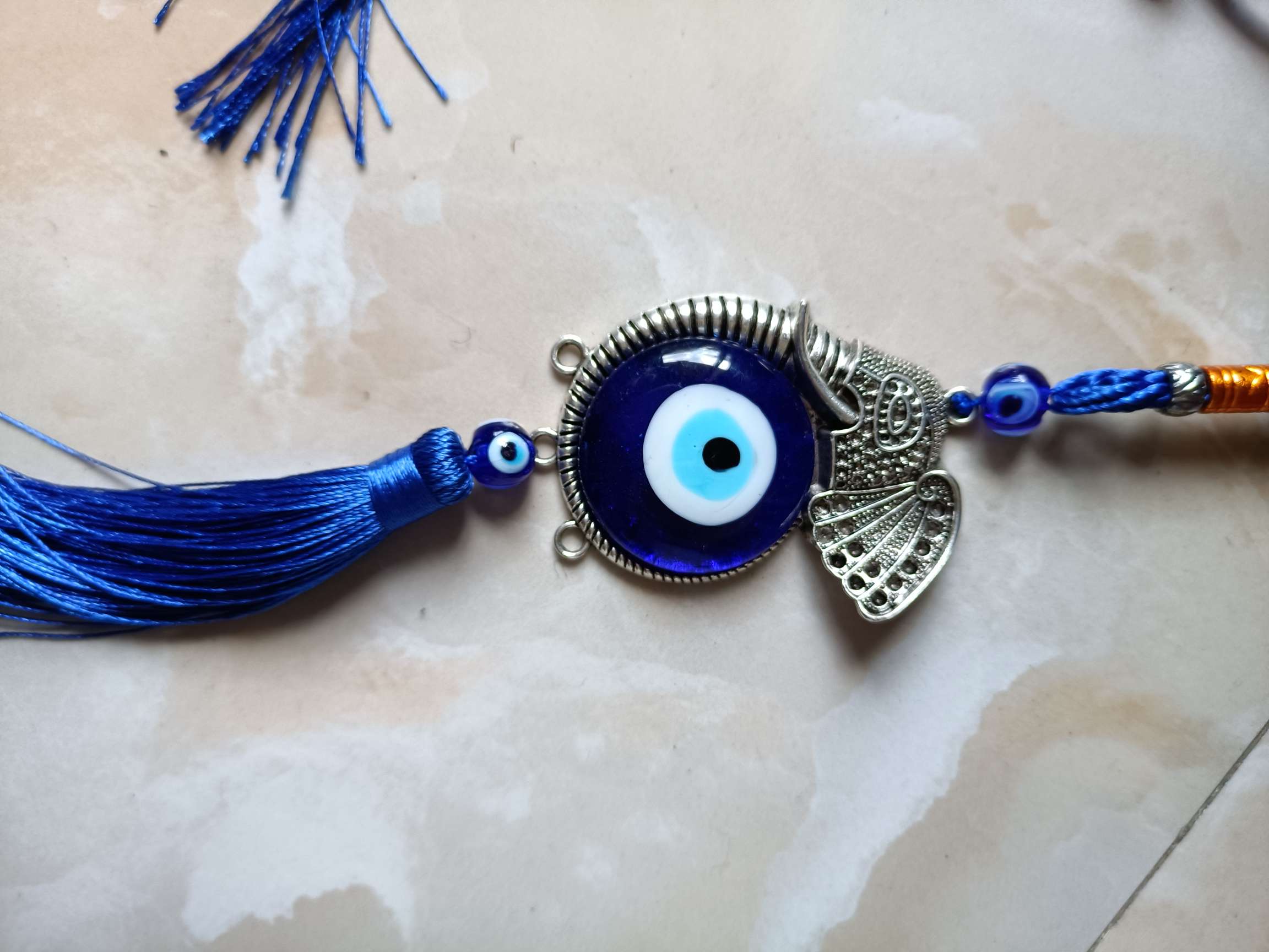 Blue Eyes Series 8 details Picture